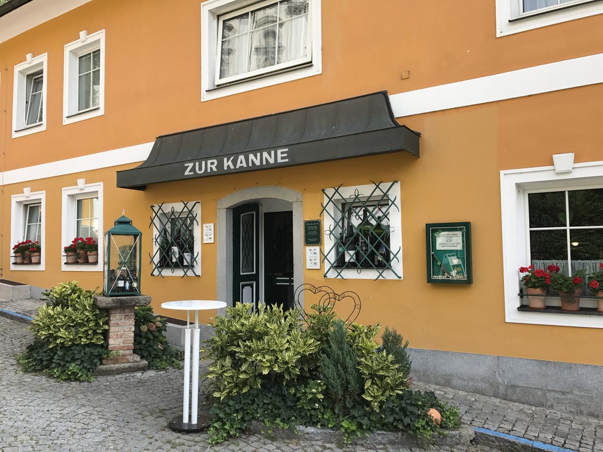 Gasthof "Zur Kanne" Markt Sankt Florian Екстериор снимка