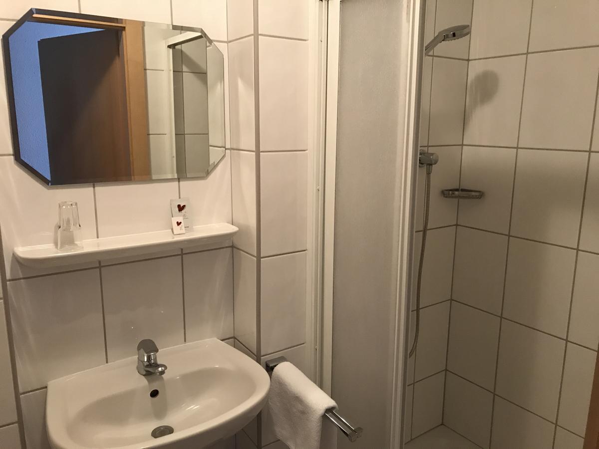 Gasthof "Zur Kanne" Markt Sankt Florian Екстериор снимка