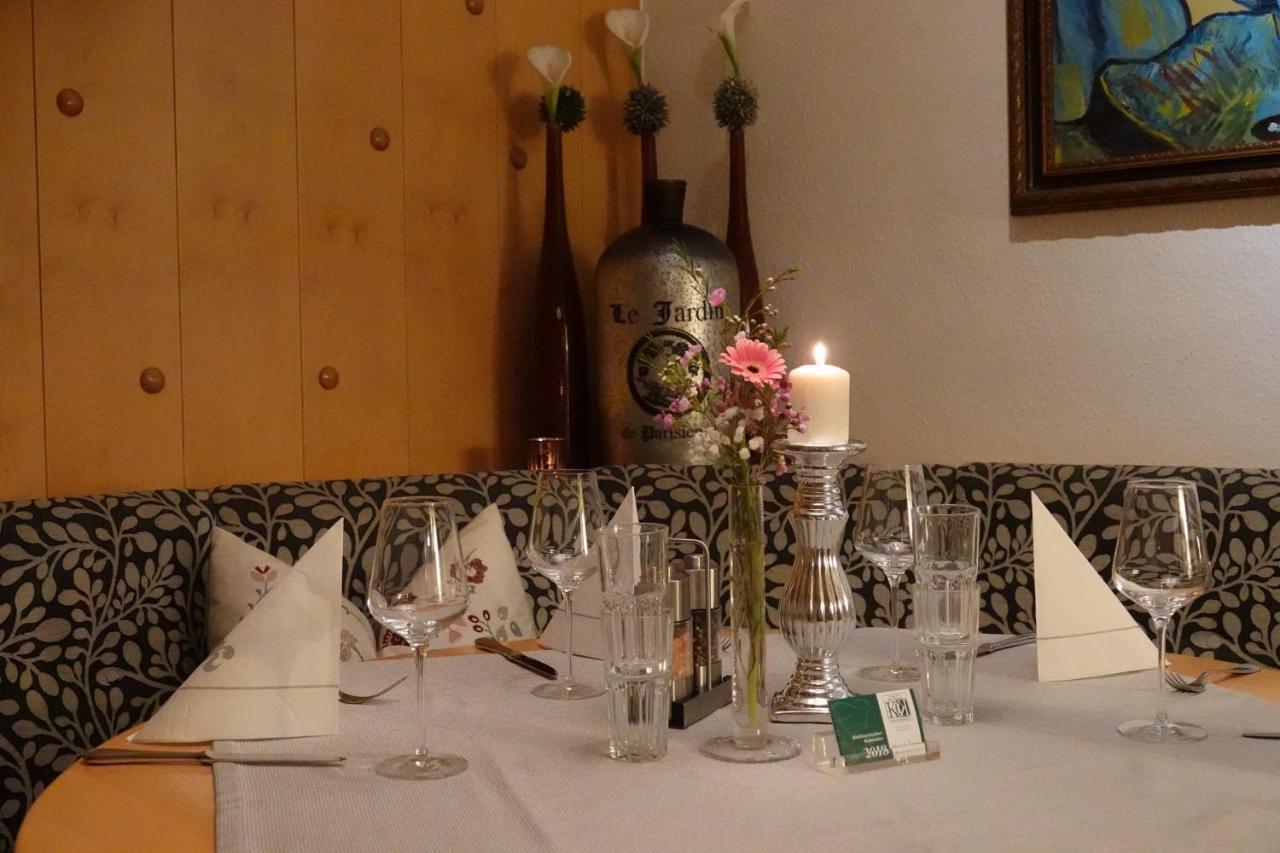 Gasthof "Zur Kanne" Markt Sankt Florian Екстериор снимка